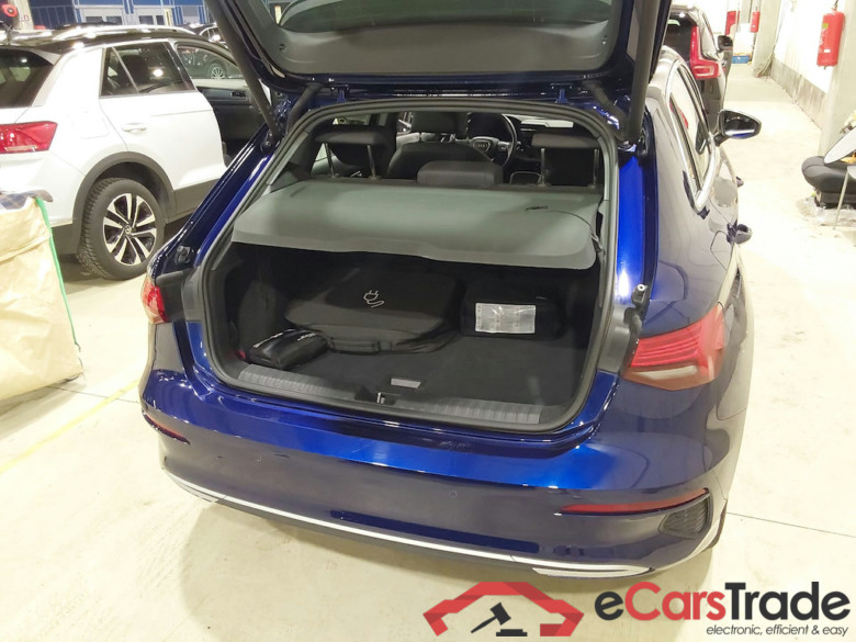 AUDI A3 1.4 40 TFSI E S TRON. ADVANCED SPORTBACK #3