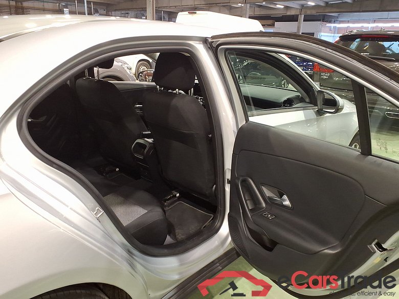 MERCEDES-BENZ A-Klasse 2.0 A 180 D BUSINESS SOLUTION DCT #5