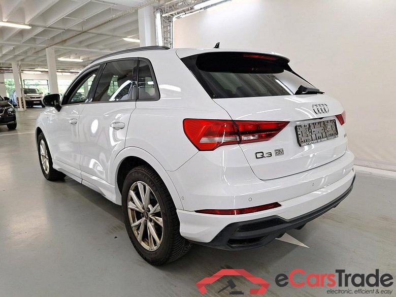 AUDI Q3 2.0 35 TDI S TRONIC S LINE BUSINESS EDIT #3