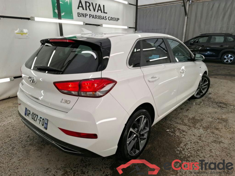 HYUNDAI I30 / 2020 / 5P / Berline 1.0 T-GDI 120 DCT-7 MHEV CREATIVE #3