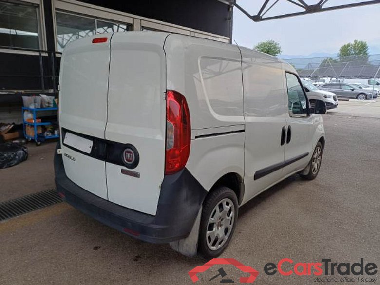 FIAT DOBLÒ CARGO / 2014 / 4P / VETT. FURGONATA 1.6 MULTIJET 16V 105CV SX EURO 6 #2