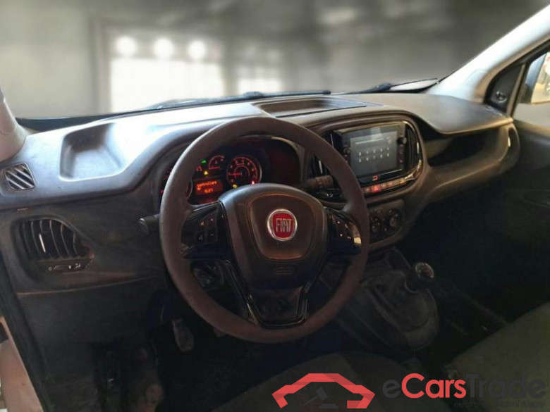 FIAT DOBLÒ CARGO / 2014 / 4P / VETT. FURGONATA CH1 LOUNGE 1.6 MJET 105CV E6D-F SeS #3
