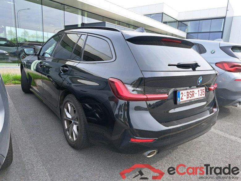 BMW 3 SERIES TOURING 2.0 330E (215KW) XDRIVE TOURING #3