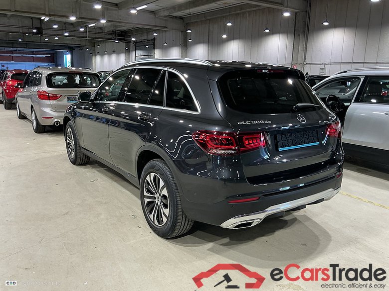 MERCEDES-BENZ GLC 2.0 GLC 300 DE 4MATIC 4WD BUS SOL AUTO #3
