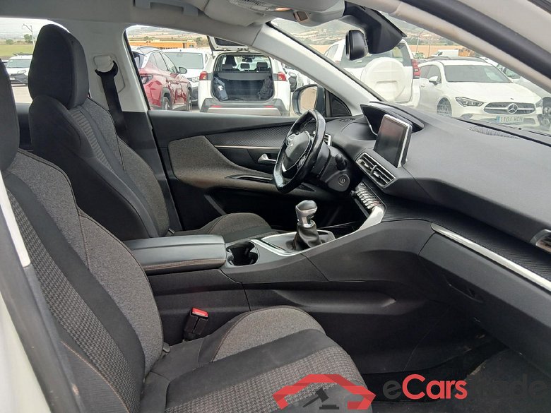 PEUGEOT 3008 / 5P / 1.5L BlueHDi 130 CV  Active #6