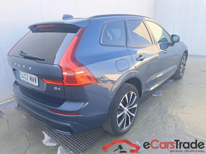 VOLVO XC60 / 2017 / 5P / todoterreno 2.0 B4 D Ultimate Dark Auto #2