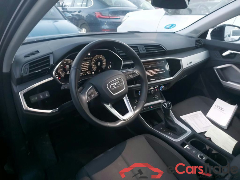AUDI Q3 Sportback / 2019 / 5P / todoterreno 45 TFSI e 180kW S tronic Advanced #3
