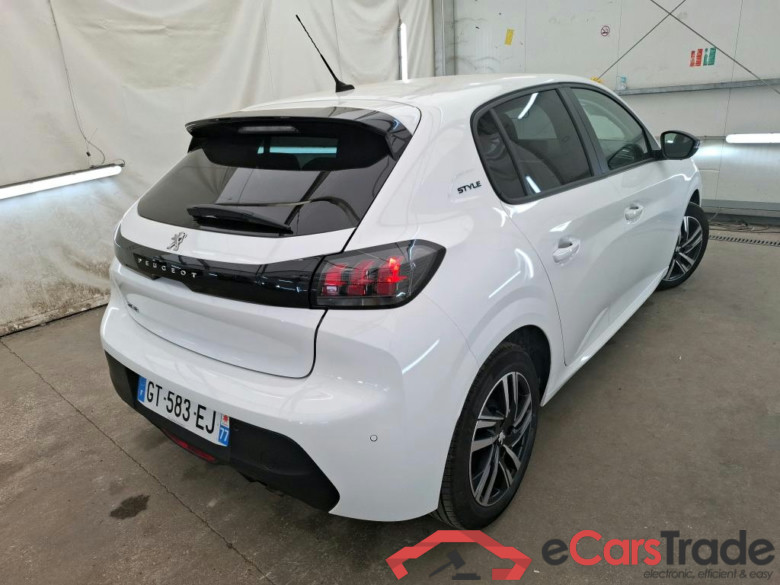 PEUGEOT 208 / 2019 / 5P / Berline PureTech 75 S&S Style(SP) #3