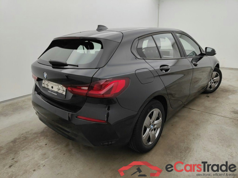 BMW 1 Reeks Hatch 118iA (100 kW) 5d #2