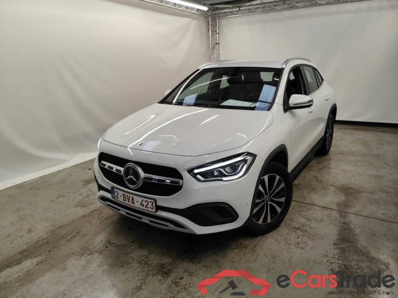Mercedes-Benz GLA GLA 250e Business Solution 5d #1