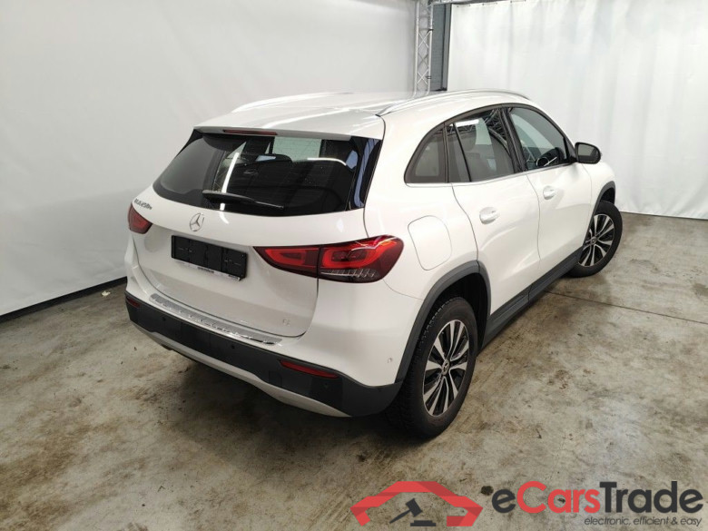 Mercedes-Benz GLA GLA 250e Business Solution 5d #2