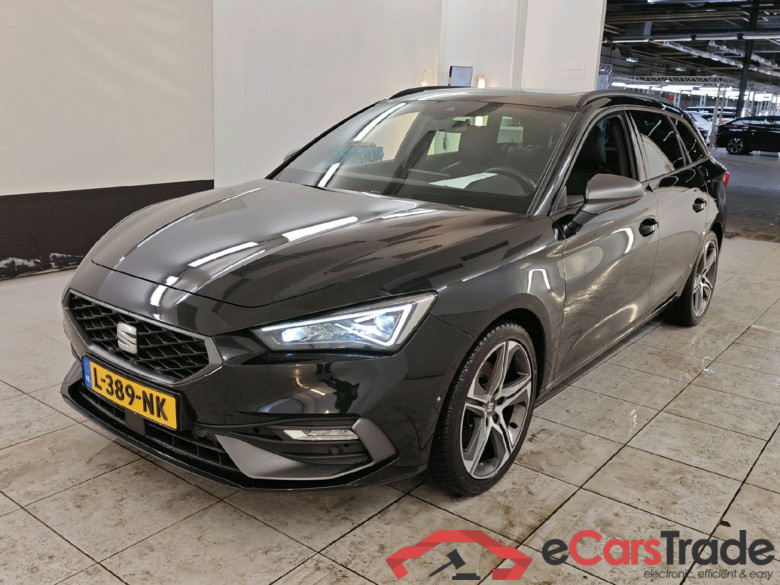SEAT Leon Sportstourer 1.5 eTSI FR Business Intense DSG 5d