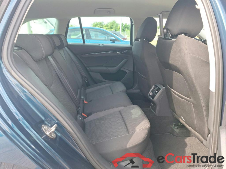 SKODA Octavia 2.0 CRTDI 85KW CLEVER #6
