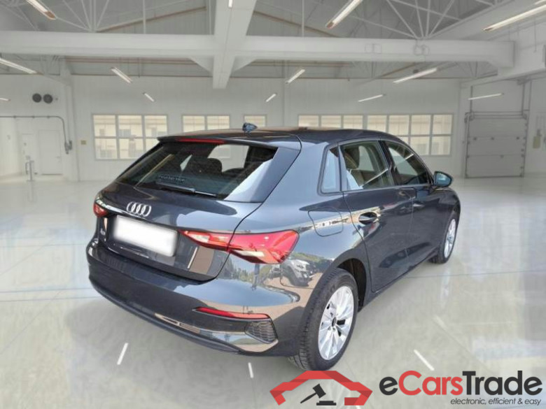 AUDI A3 / 2020 / 5P / BERLINA 40 TFSI E S TRONIC BUSINESS S.BACK #2