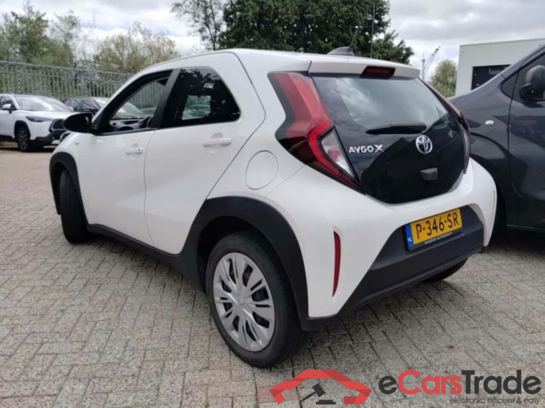 TOYOTA Aygo X 1.0 VVT-i MT Play #3