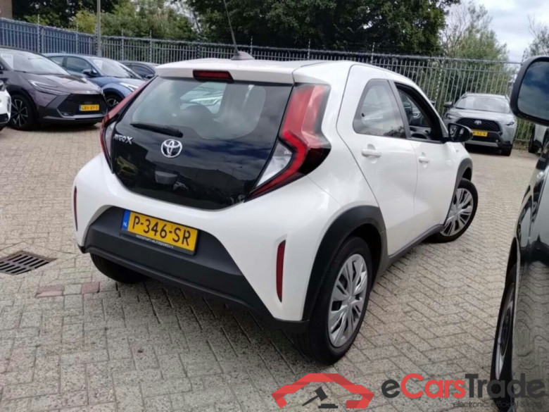TOYOTA Aygo X 1.0 VVT-i MT Play #4
