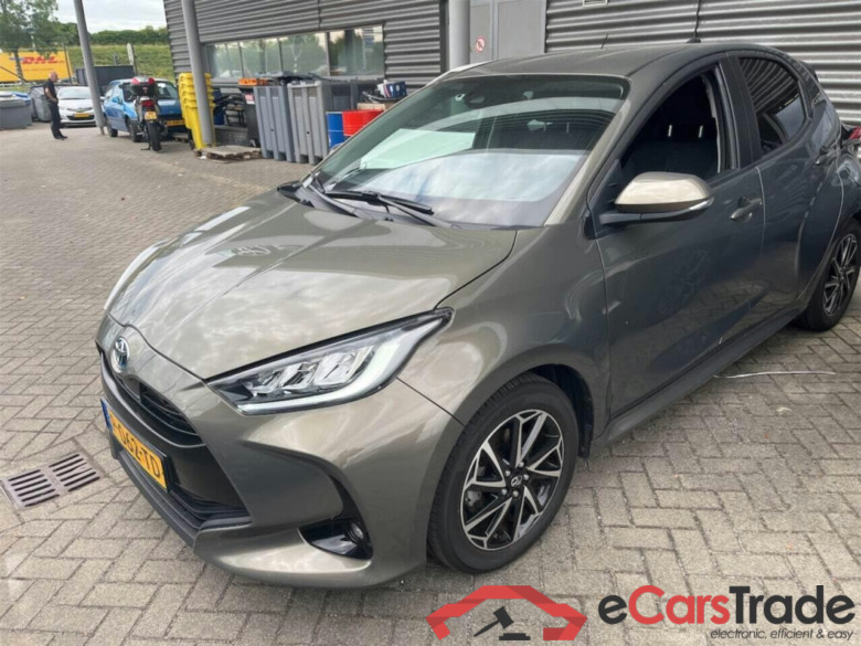 TOYOTA YARIS 1.5 Hybrid Dynamic