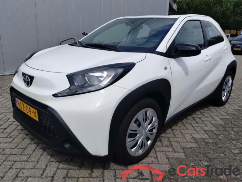TOYOTA Aygo X 1.0 VVT-i MT Play
