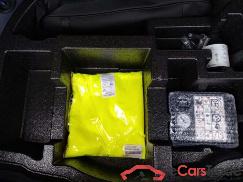 TOYOTA YARIS 1.5 Hybrid 115 Comfort #6