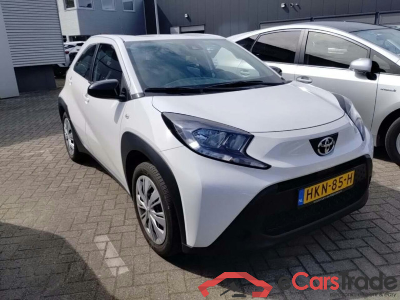 TOYOTA Aygo X 1.0 VVT-i MT Play #2