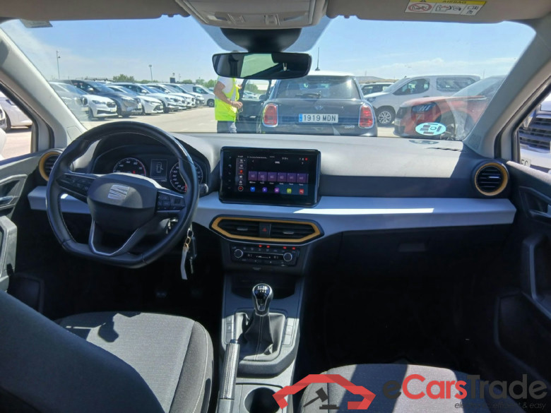 SEAT Ibiza / 2017 / 5P / berlina con portón 1.0 TSI 81kW (110CV) Style Plus (AC) #3