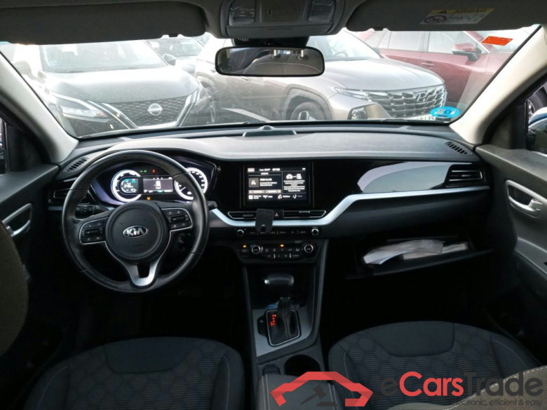 KIA Niro / 2019 / 5P / crossover 1.6 GDi PHEV 104kW (141CV) Concept #3