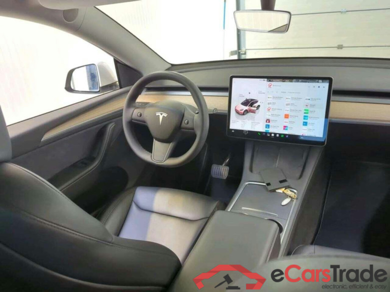 Tesla Model Y Long Range AWD 75kWh #3