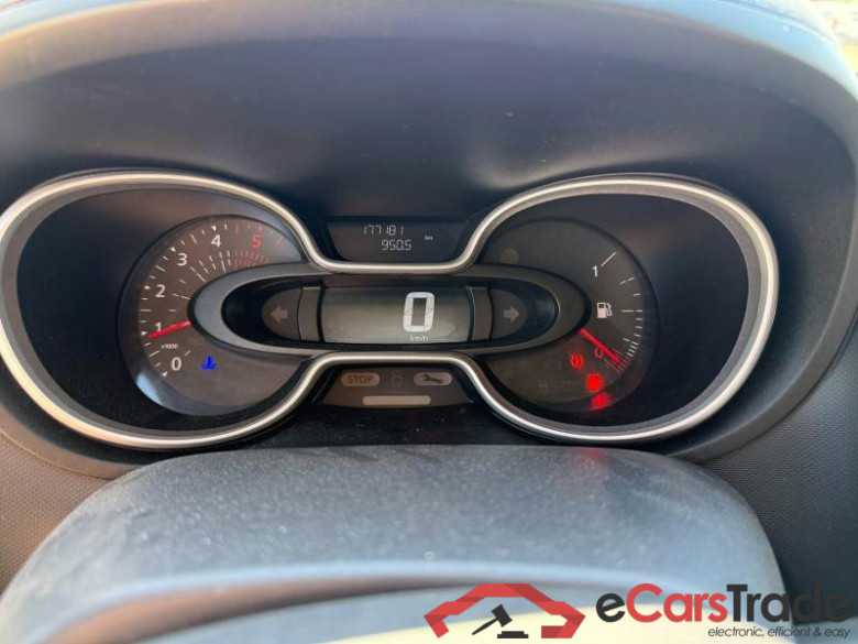 RENAULT TRAFIC / 2019 / 4P / COMBI ZEN L1 T27 DCI 120 #4
