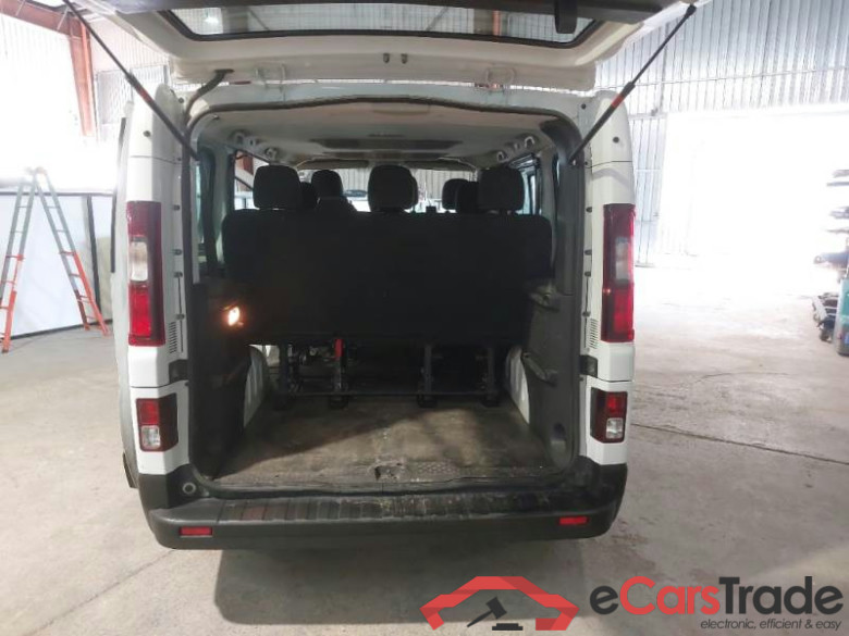 RENAULT TRAFIC / 2019 / 4P / COMBI ZEN L1 T27 DCI 120 #5