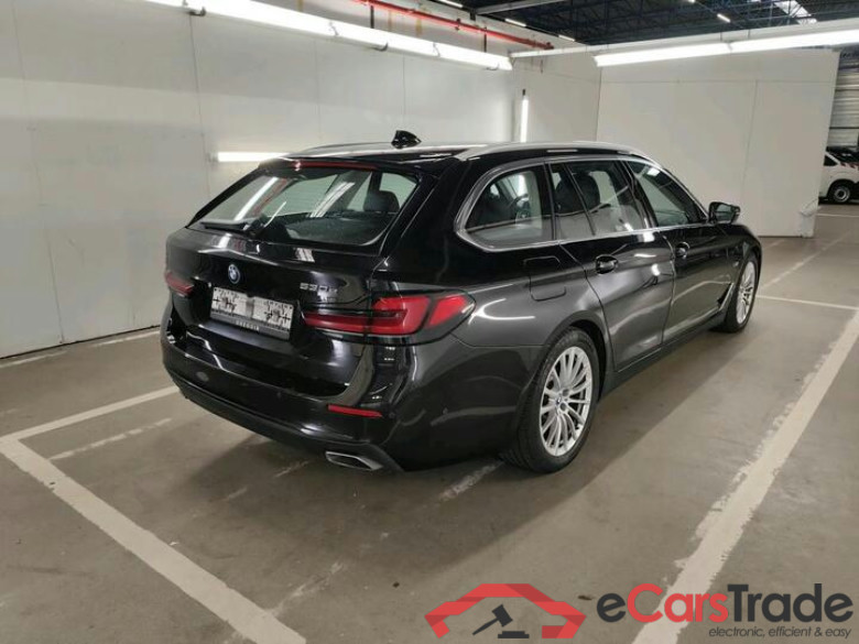 BMW 5 Reeks Touring 5 Reeks Touring 530e Auto (PHEV) 215kW/292pk  5D/P Auto-8 #4
