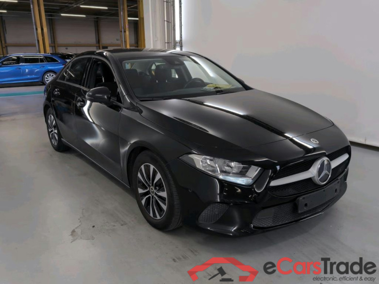 MERCEDES-BENZ A-CLASS LIMOUSINE 2.0 A 180 D BUSINESS SOLUTION DCT #2