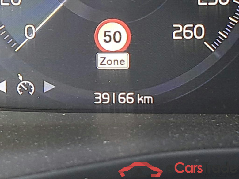 VOLVO - VOL XC40 T4 Recharge 211PK Geartronic Inscription Expression With Arianne Leather & Winter Pack & Park Assist & Semi Auto Foldable Towing Hook  * HYBRID * #5
