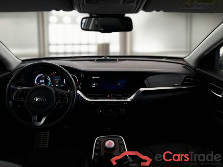 KIA NIRO / 2019 / 5P / BERLINA E-NIRO 64 KWH EVOLUTION #3
