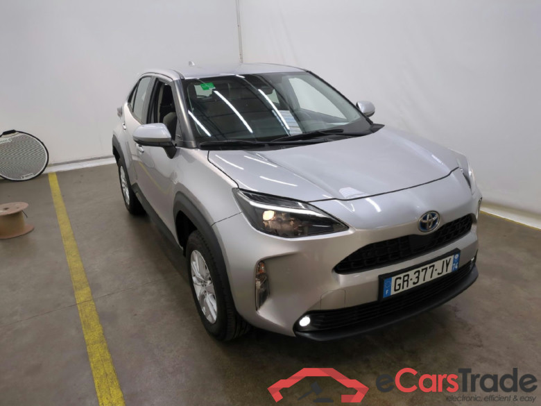 TOYOTA Yaris Cross Hybride / 2021 / 5P / SUV 1.5 HYBRID 116H DYNAMIC BUSINESS BEY AWD #2