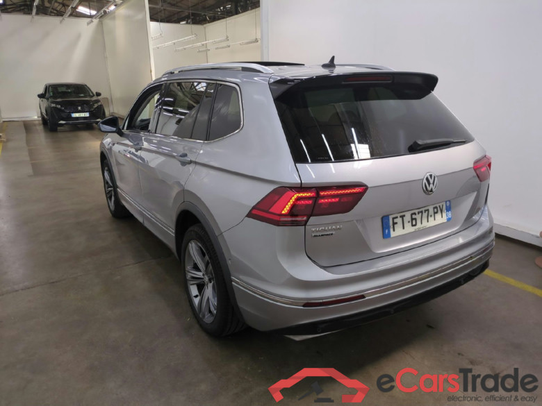 VOLKSWAGEN Tiguan Allspace / 2017 / 5P / SUV 2.0 TDI 150 DSG7 Carat #4