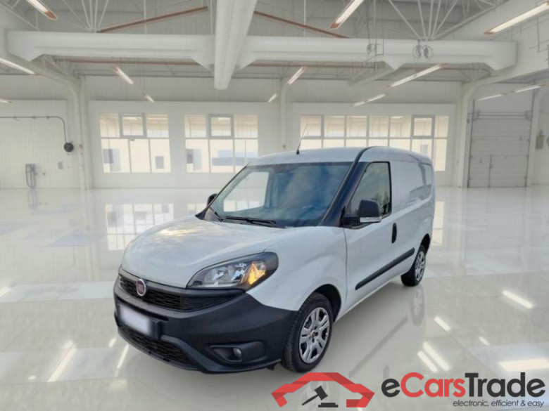FIAT DOBLÒ CARGO / 2014 / 4P / VETT. FURGONATA CH1 LOUNGE 1.6 MJET 105CV E6D-F SeS #1