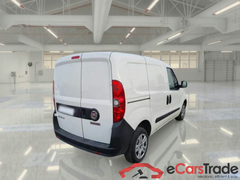 FIAT DOBLÒ CARGO / 2014 / 4P / VETT. FURGONATA CH1 LOUNGE 1.6 MJET 105CV E6D-F SeS #2