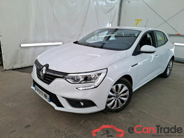 Megane IV Berline 5pt. Société Air Nav 1.5 dCi 90CV BVM6 E6 #1