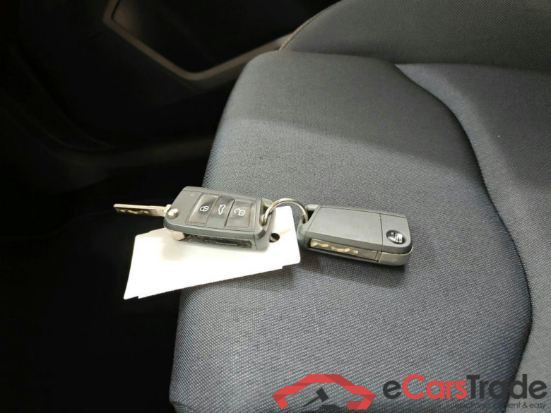 SEAT Arona 70 kW #6