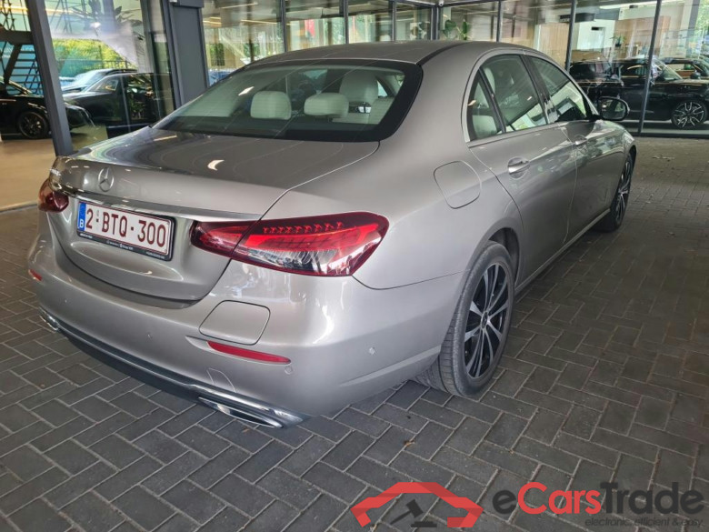 MERCEDES-BENZ E-CLASS BERLINE 2.0 E 300 DE BUSINESS SOLUTION AUTO #4