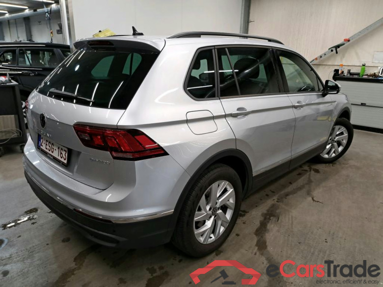 VOLKSWAGEN - VW  TIGUAN 1.4 eHybrid 245PK DSG Life With Nav Discover Media & Travel Pack & Camera & Pano Roof  * HYBRID * #2