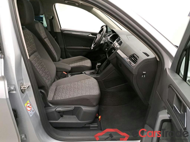 VOLKSWAGEN - VW  TIGUAN 1.4 eHybrid 245PK DSG Life With Nav Discover Media & Travel Pack & Camera & Pano Roof  * HYBRID * #3