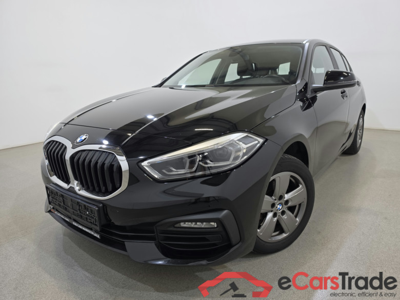 BMW 118i Aut. LED LC-Pro HI-FI Navi 1/2 Sport-Leather KeylessGo Camera Klima PDC ...