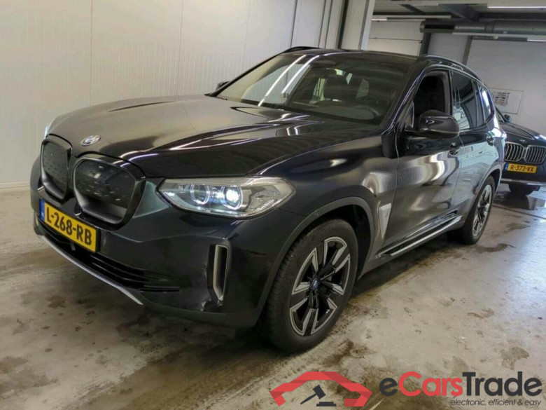 BMW iX3 Executive #1
