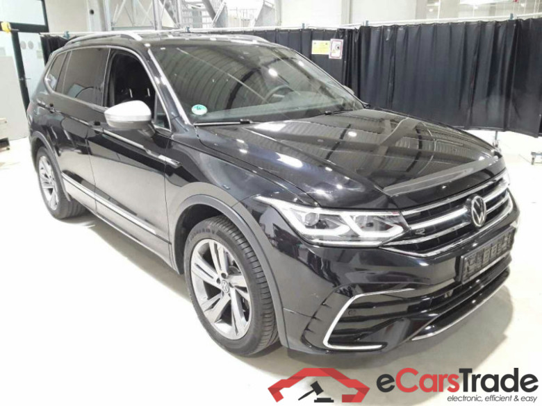 Volkswagen Tiguan Allspace (BJ2)(05.2021->2024) DE - SUV5 2.0 TDI EU6d, 4Motion R-Line, (Facelift) 2021 - 2023 #1