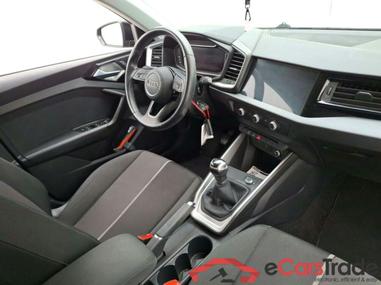 AUDI A1 1.0 25 TFSI #3