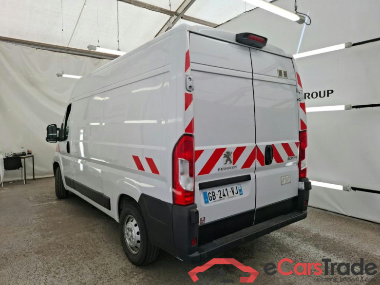PEUGEOT Boxer / 2014 / 4P / Fourgon tôlé BlueHDi S&S 120 PREMIUM 333 L2H2 #2