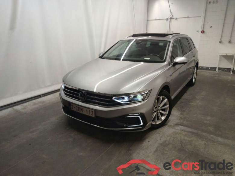 Volkswagen Passat Variant 1.4 TSI DSG6 GTE Business 5d