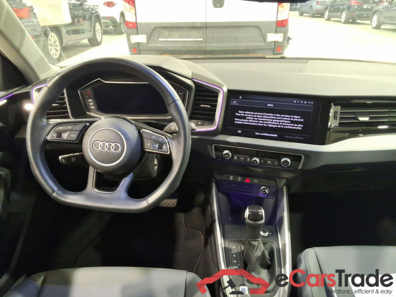 AUDI A1 1.0 25 TFSI S TRONIC S LINE BUSINESS ED. #6