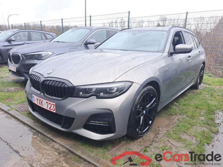 BMW 3 SERIES TOURING 2.0 330E (215KW) TOURING